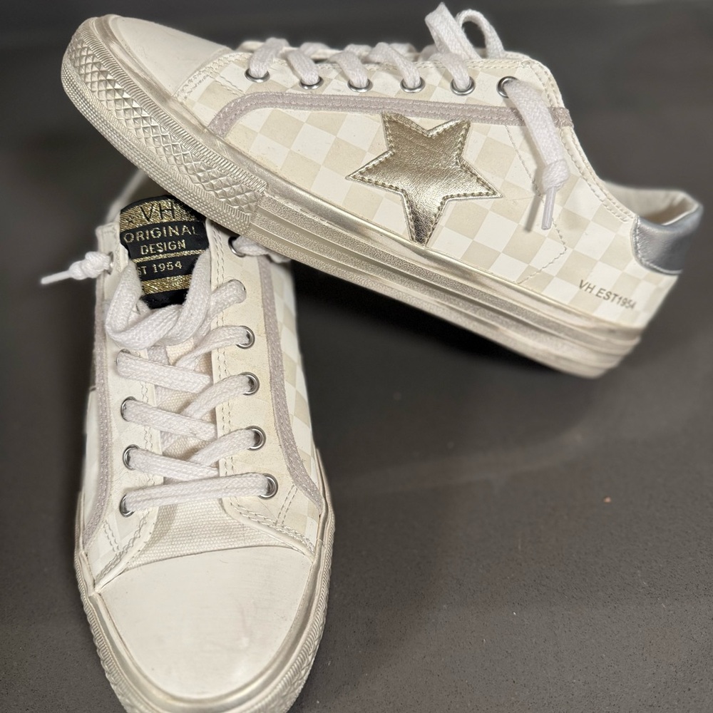 Vintage Havana White and Silver Carla Sneakers